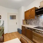 Haus 145 * Halle (Saale)