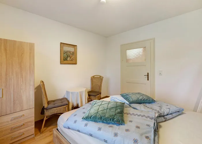 Haus 145 * Halle (Saale)